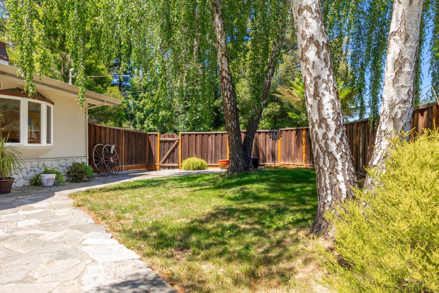 2000 Glen Canyon Road