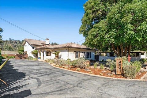 Photo of 4841 Cherryvale Avenue, SOQUEL, CA 95073 (MLS # ML82061575)