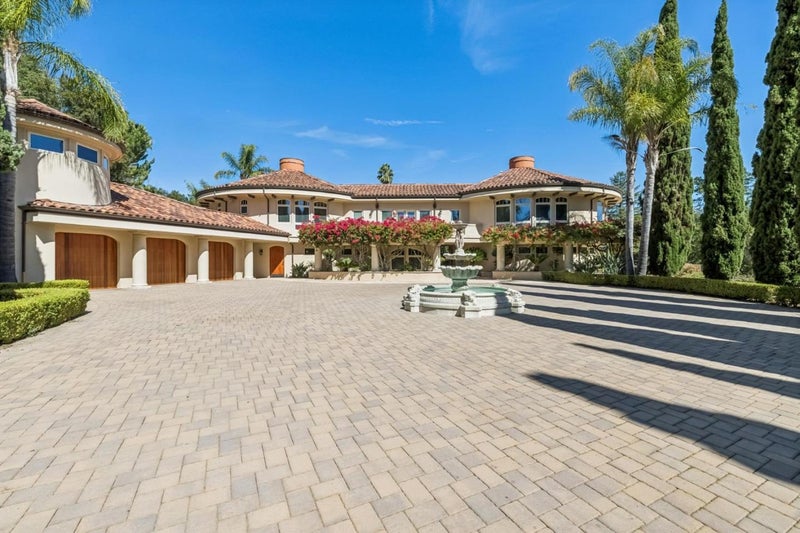 12500 Corbetta Lane
