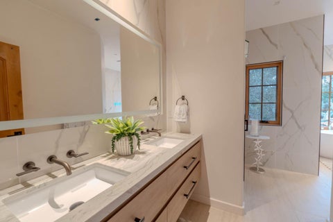 Tiny photo for 960 NE Mission Street, CARMEL, CA 93921 (MLS # ML82062942)