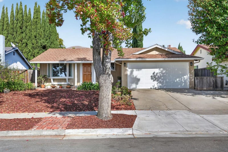 2106 Stonewood Lane