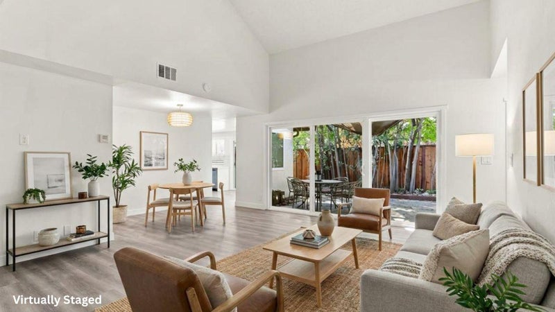 2627 Mabury Square