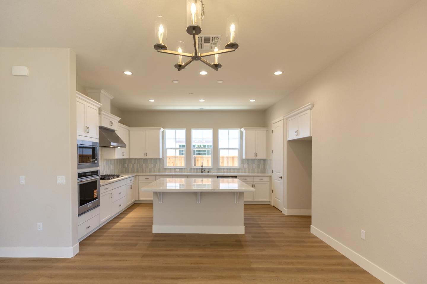 621 Santa Lucia Way
