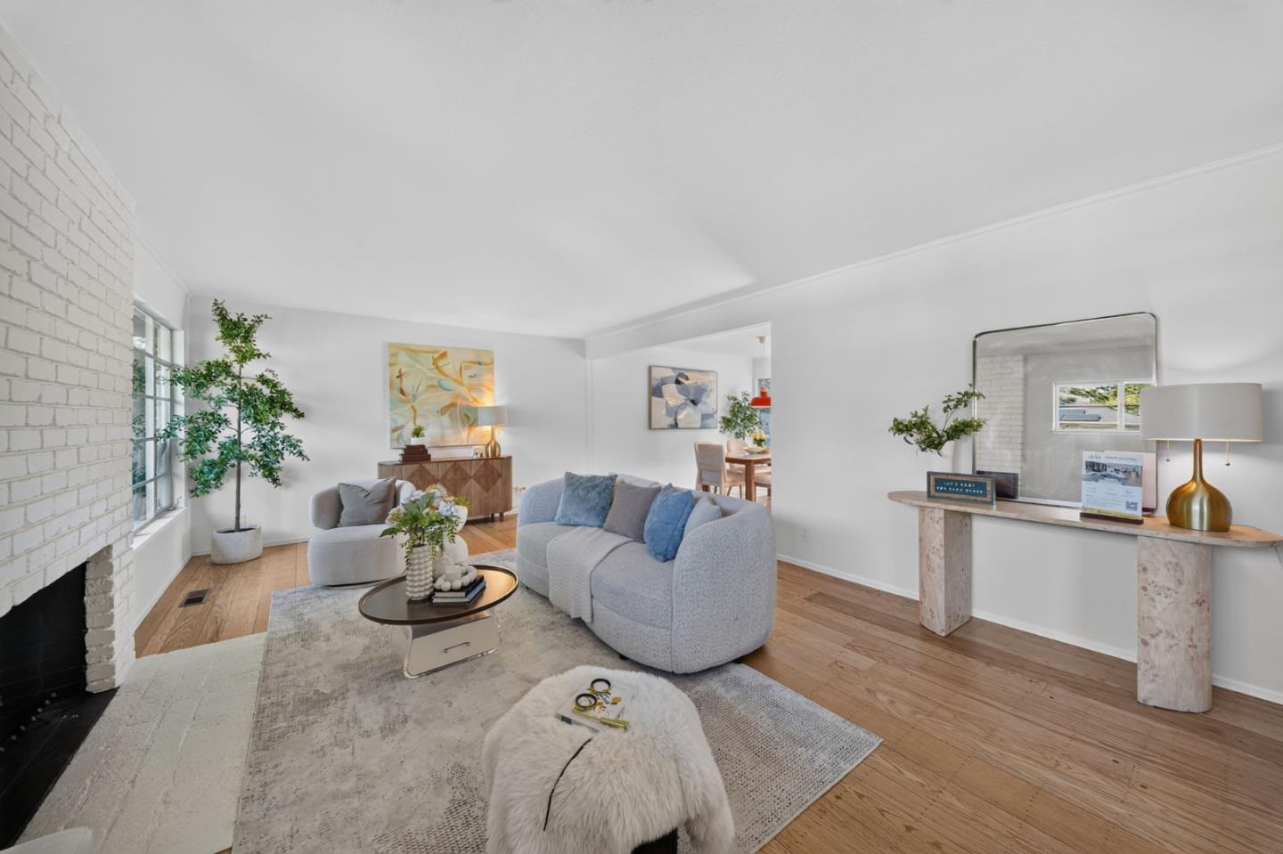 18 Woodcrest Circle