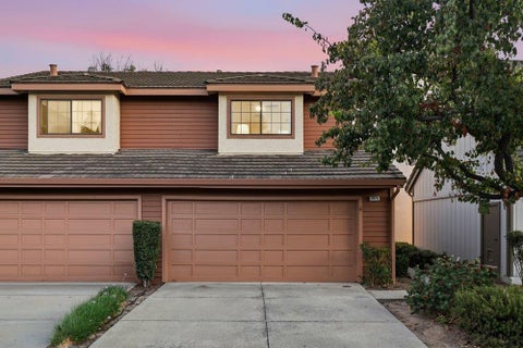 Photo of 2074 Wente Way, SAN JOSE, CA 95125 (MLS # ML82063994)