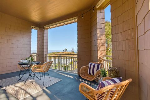 Tiny photo for 121 Cliff Swallow Court, BRISBANE, CA 94005 (MLS # ML82025168)