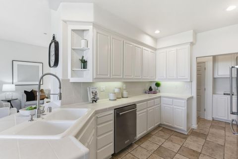 Tiny photo for 121 Cliff Swallow Court, BRISBANE, CA 94005 (MLS # ML82025168)