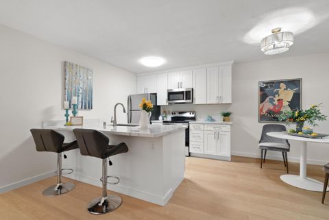 Photo of 259 N Capitol Avenue #171, SAN JOSE, CA 95127 (MLS # ML82023360)