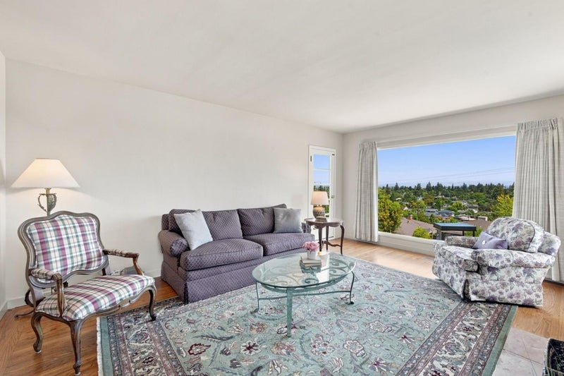 334 Oakview Drive