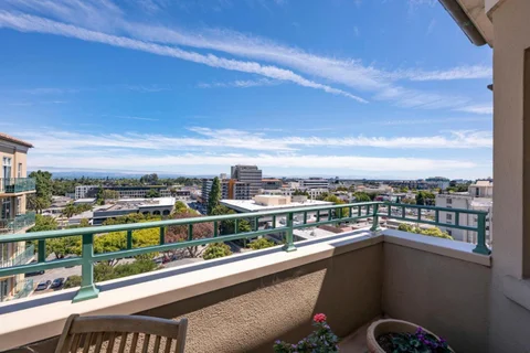 1 Baldwin Avenue Unit 1008, San Mateo, CA 94401 - #: ML82057217