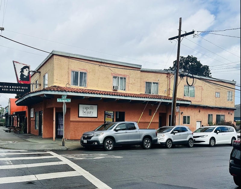 2561-67 El Camino Real