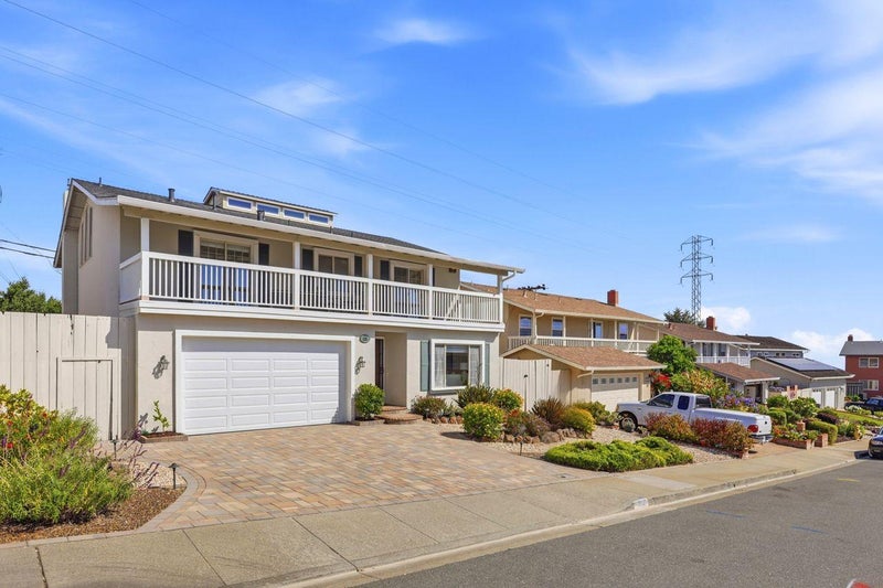 938 Springfield Drive