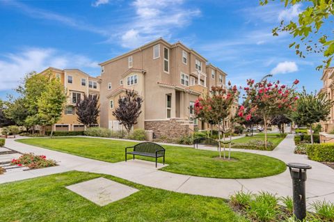 Tiny photo for 1855 Trento Loop, MILPITAS, CA 95035 (MLS # ML82034715)