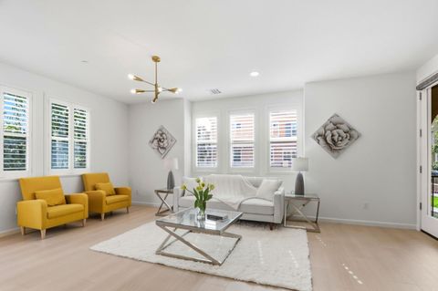 Photo of 1855 Trento Loop, MILPITAS, CA 95035 (MLS # ML82034715)