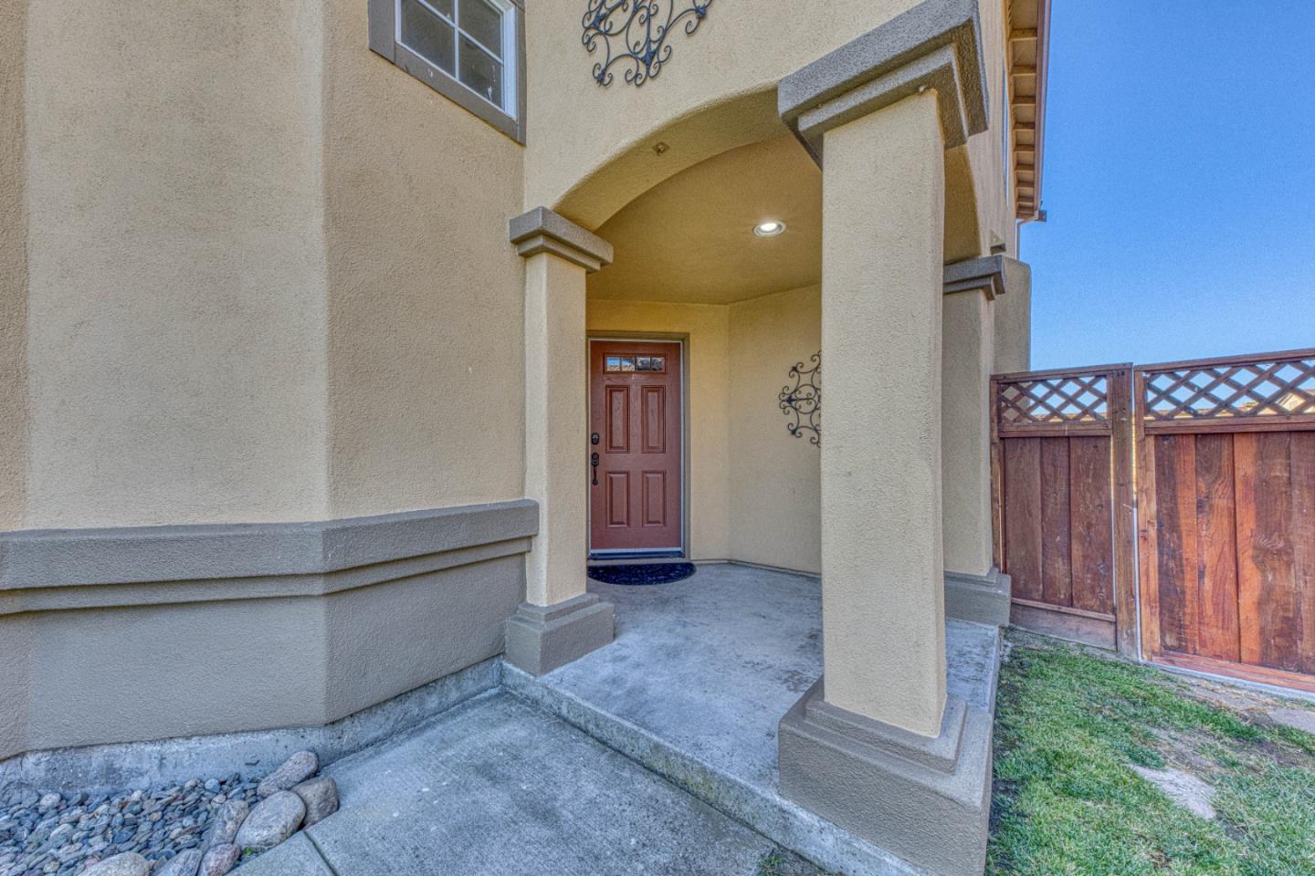 1529 Oyster Bay Court