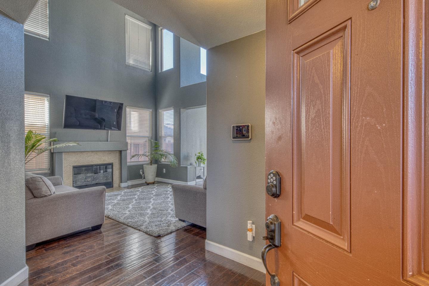 1529 Oyster Bay Court