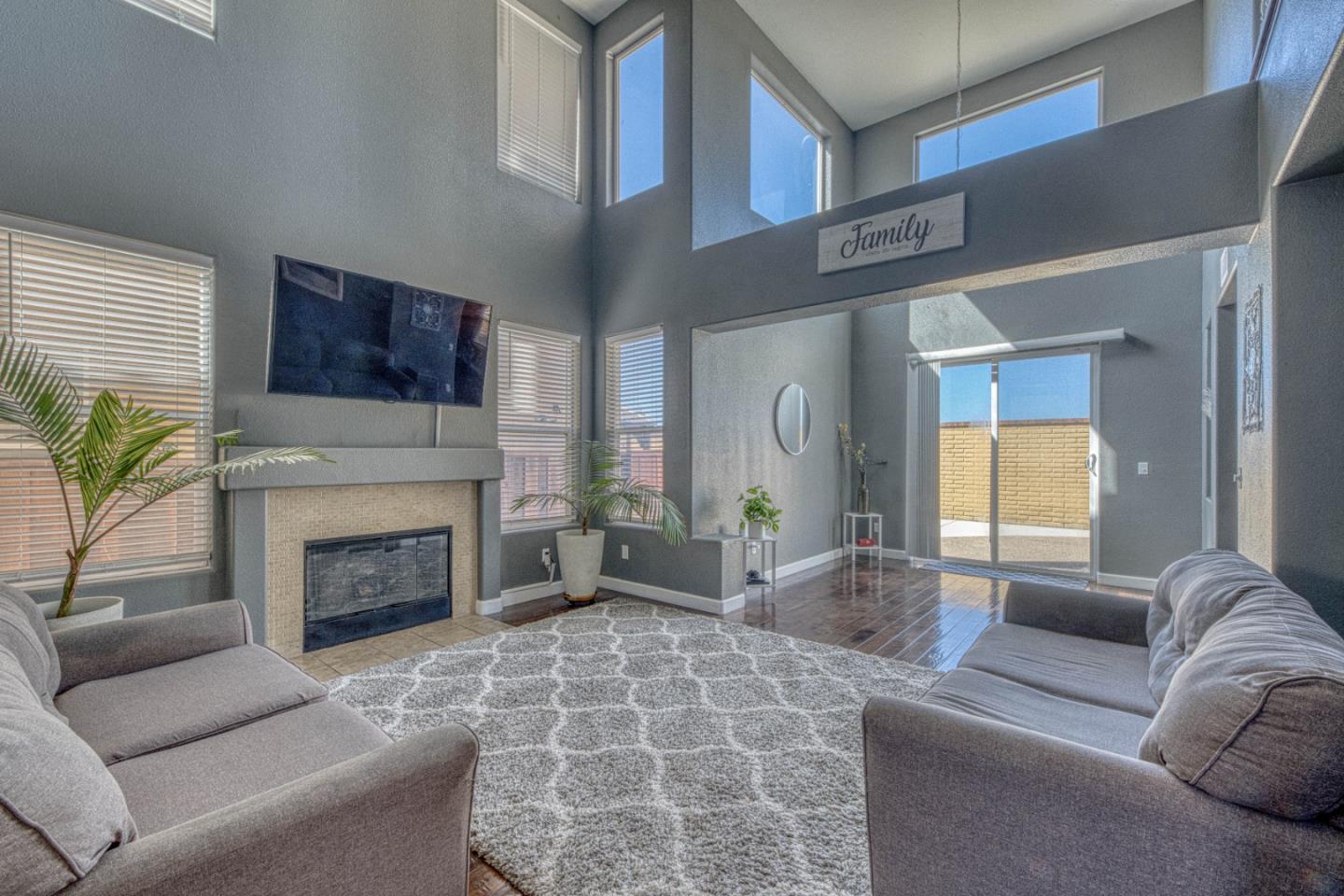 1529 Oyster Bay Court