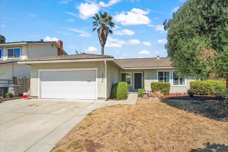 4584 Thousand Oaks Drive