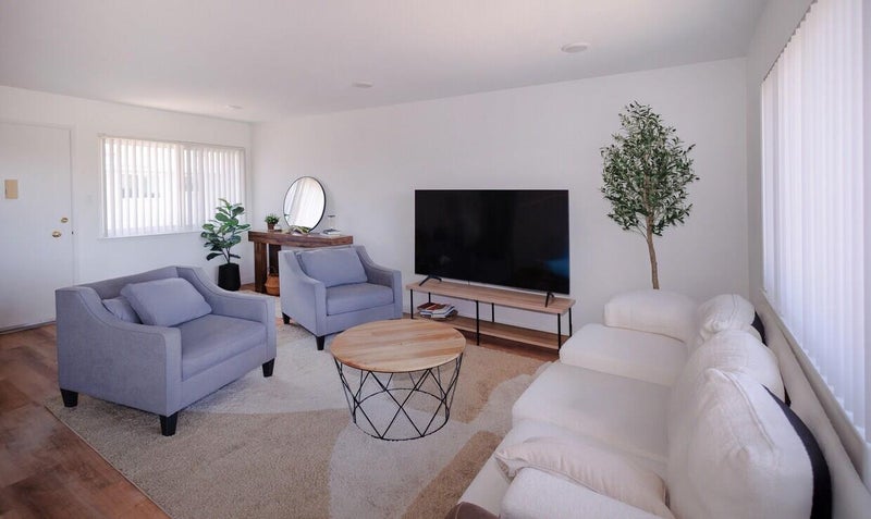 1205 Geraldine Way