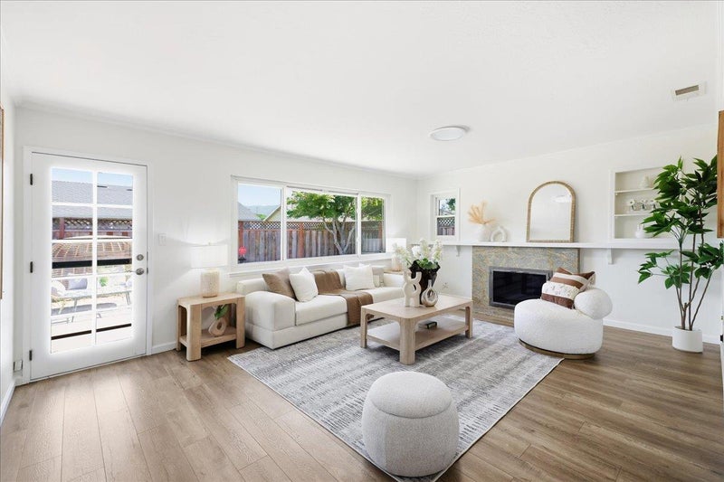 1712 Silverwood Drive