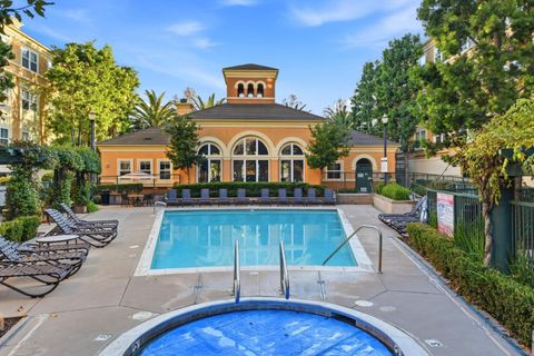 Photo of 1390 Saddle Rack Street #248, SAN JOSE, CA 95126 (MLS # ML82029286)