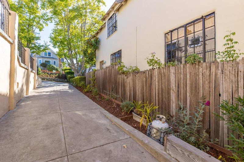 1428 Montero Avenue
