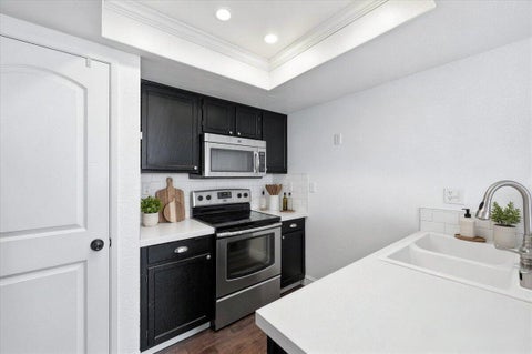 Tiny photo for 880 N Winchester Boulevard #101, SANTA CLARA, CA 95050 (MLS # ML82060492)