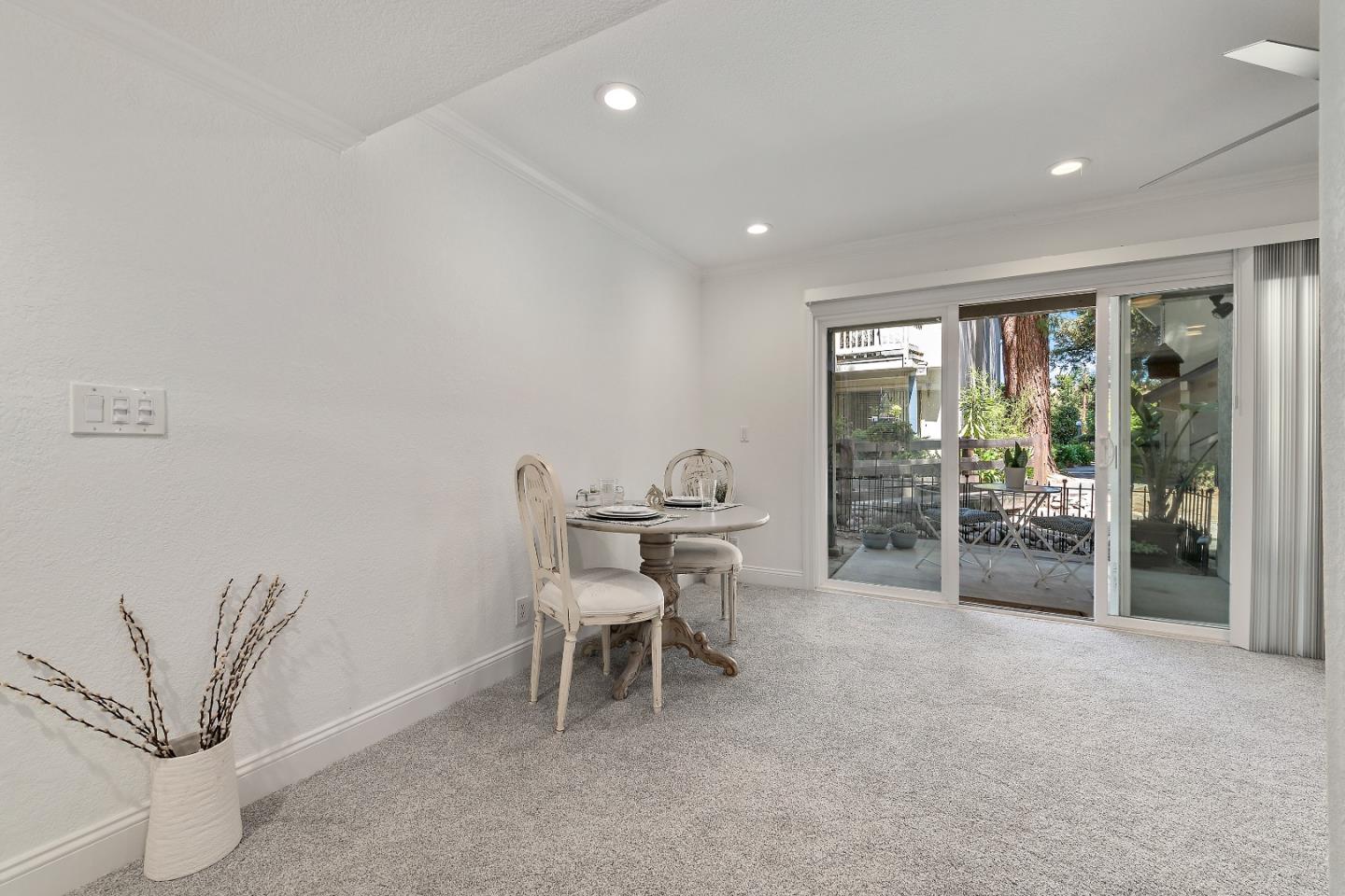 2209 Summereve Court