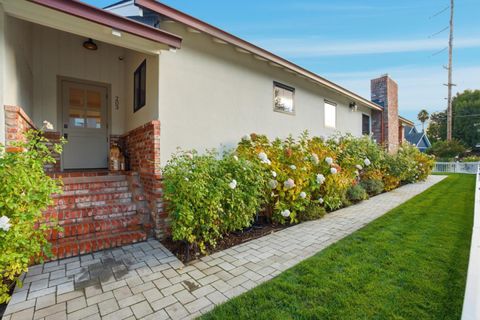 Tiny photo for 203 Santa Clara Avenue, Redwood City, CA 94061 (MLS # ML82027317)