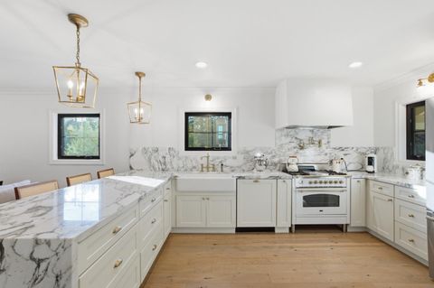 Tiny photo for 203 Santa Clara Avenue, Redwood City, CA 94061 (MLS # ML82027317)