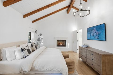 Tiny photo for 203 Santa Clara Avenue, Redwood City, CA 94061 (MLS # ML82027317)