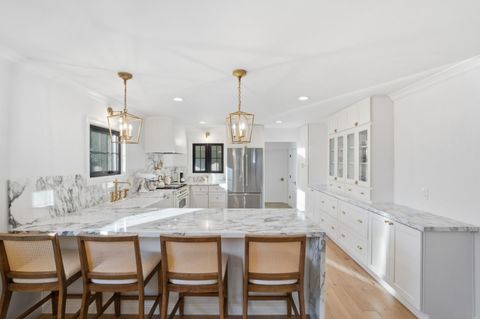 Tiny photo for 203 Santa Clara Avenue, Redwood City, CA 94061 (MLS # ML82027317)