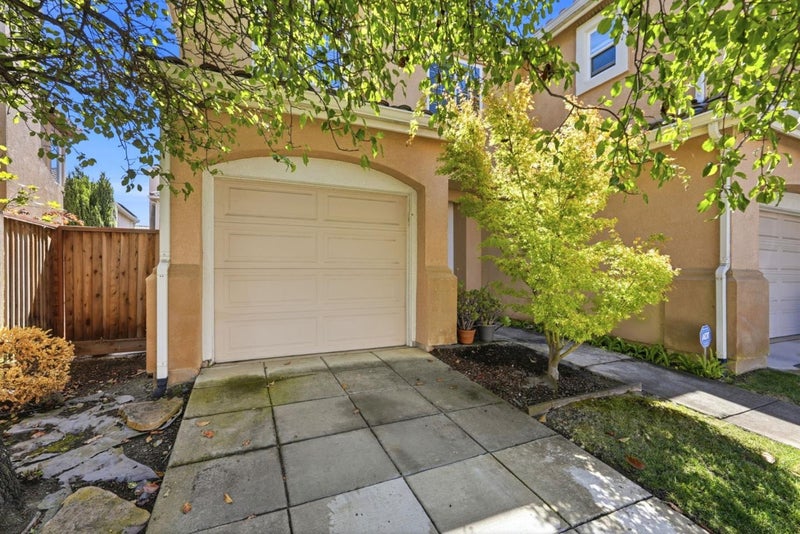 2348 Seacrest Court