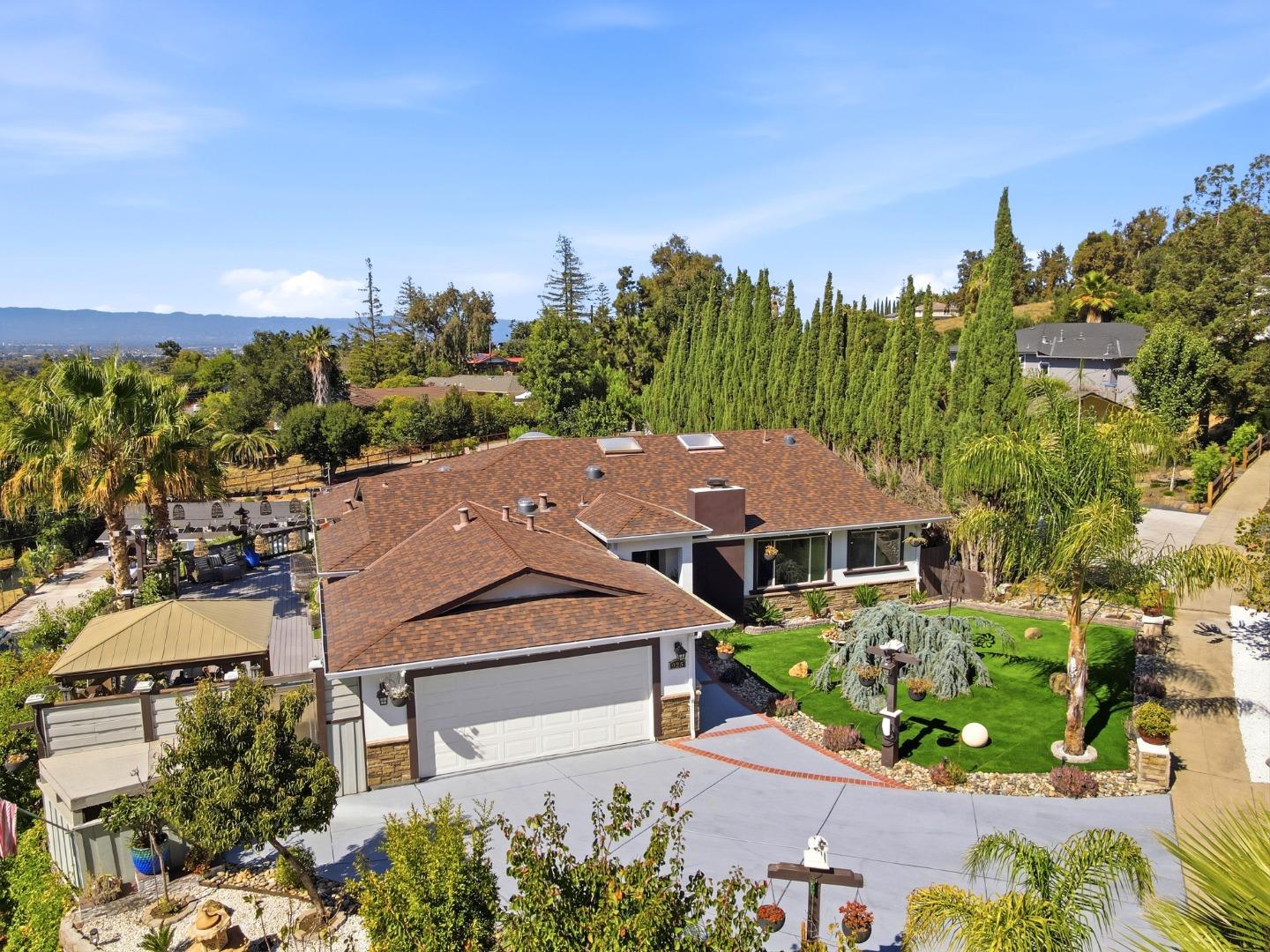 925 Dorel Drive