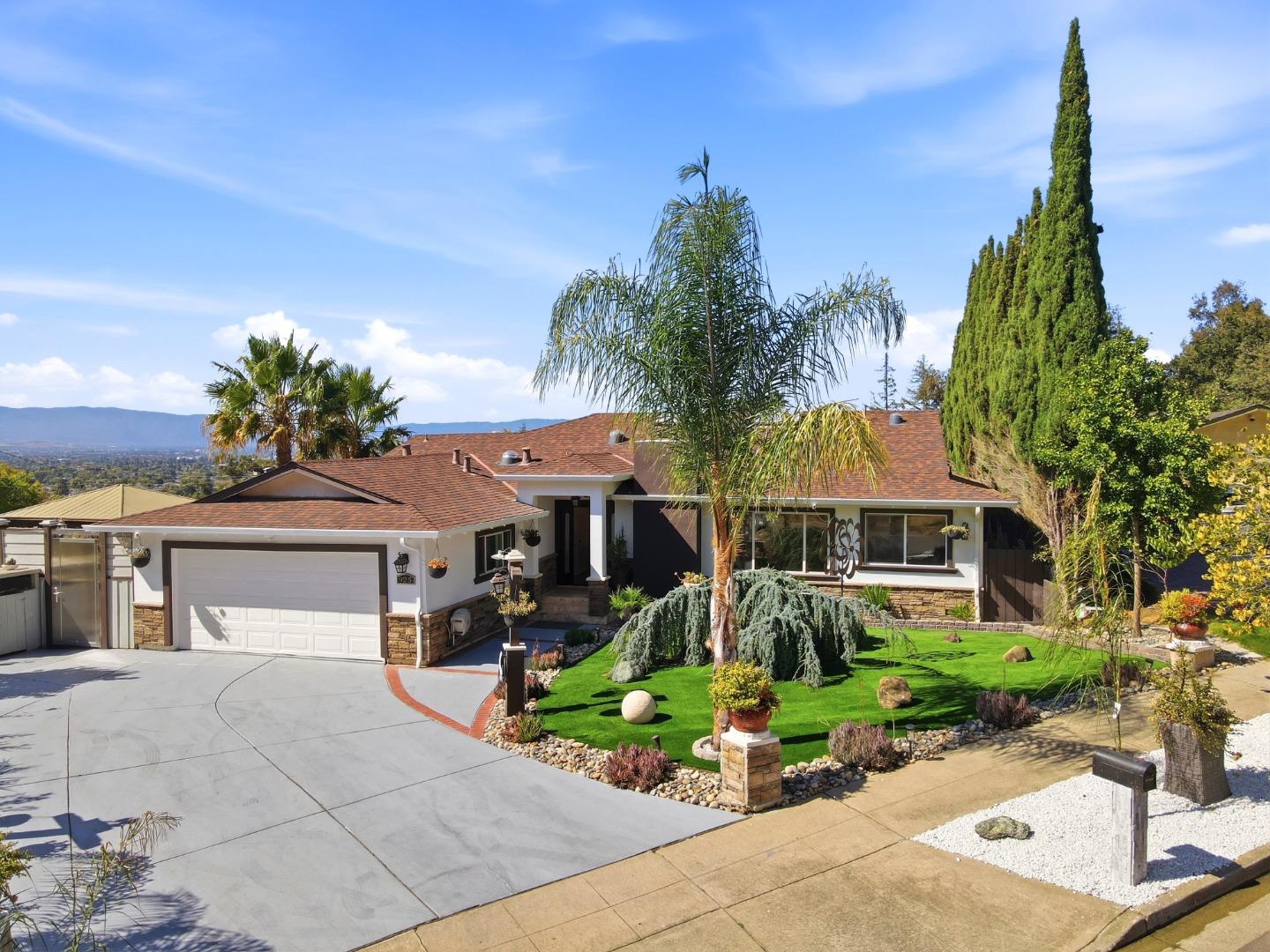 925 Dorel Drive