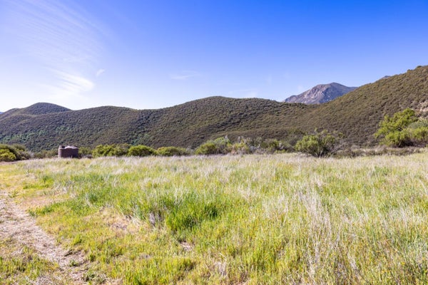 43515 CARMEL VALLEY RD, GREENFIELD, CA 93927 - Image 7eb7b05ac0de7fccb746f37ba338fa9f/297724692