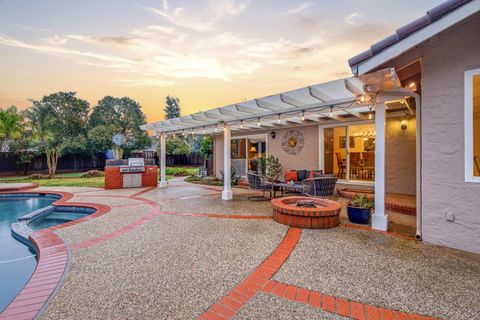 Tiny photo for 14660 Gallant Fox Way, MORGAN HILL, CA 95037 (MLS # ML82035185)