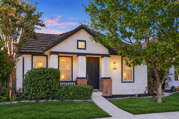 1886 ZURLO WAY, SACRAMENTO, CA 95835 - Image 7ed8b408bc968f330c3dd9f3a94fd29c/775126202