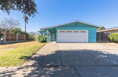 Photo of 1489 Lassen Avenue, SALINAS, CA 93906 (MLS # ML82037247)