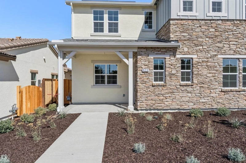 629 Santa Lucia Way