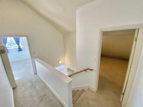 Tiny photo for 864 Laurel Street #A, San Carlos, CA 94070 (MLS # ML82029407)