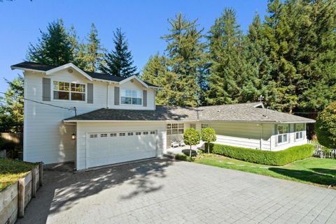 Photo of 560 Hacienda Drive, SCOTTS VALLEY, CA 95066 (MLS # ML82029095)