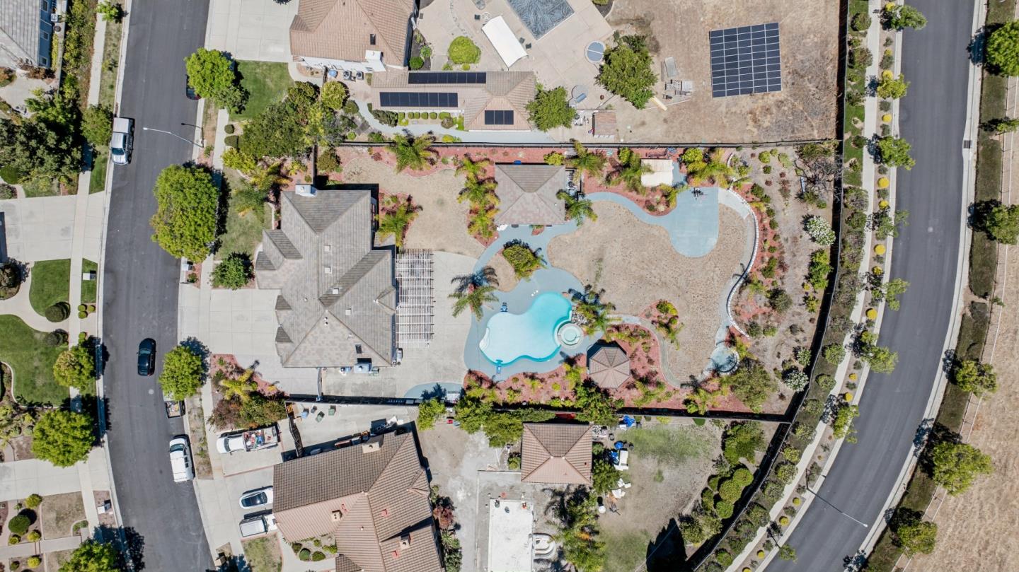 2160 Shadow Ridge Way