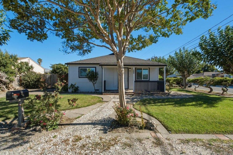 311 Santa Ana Road