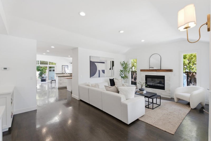 1030 Elm Street