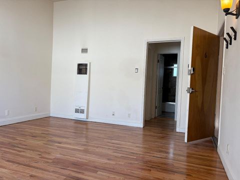 Tiny photo for 11719 Mayfield Avenue #6, LOS ANGELES, CA 90049 (MLS # ML82028407)