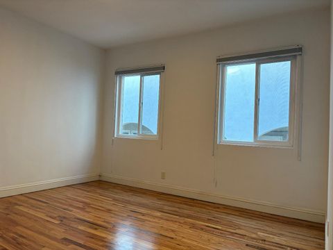 Tiny photo for 11719 Mayfield Avenue #6, LOS ANGELES, CA 90049 (MLS # ML82028407)