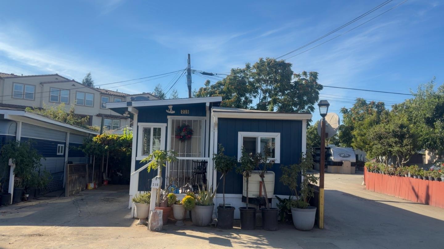 527 Mclaughlin Avenue