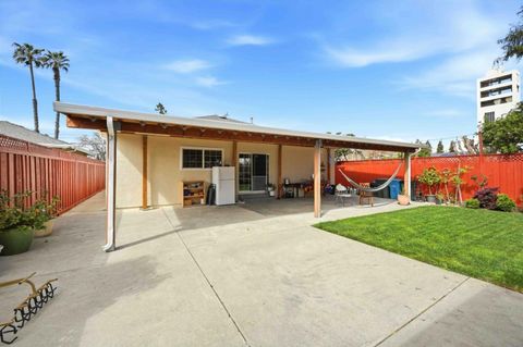 Tiny photo for 732 4th Avenue, REDWOOD CITY, CA 94063 (MLS # ML82037165)