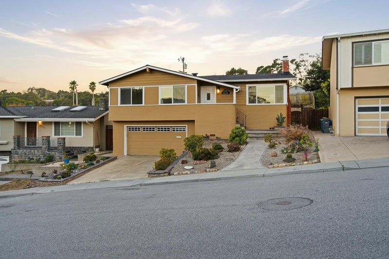 2715 Concord Way